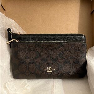 Coach Double Zip Wallet in Signature Canvas - Brown & Black - New in Box
